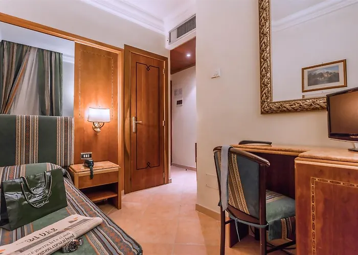 Hotel Raeli Noto 3*