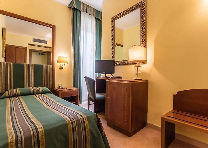 Raeli Noto Otel 3*
