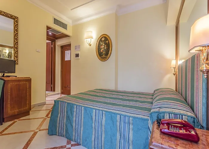 Raeli Noto Otel